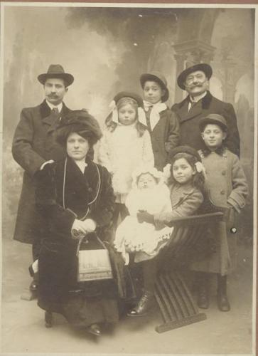 1912_-_Famiglia_di_Augusto_Robiati